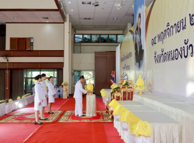 พิธีวางพานพุ่มดอกไม้สดเนื่องในวันพระบิดาแห่งฝนหลวง ประจำปี ... พารามิเตอร์รูปภาพ 10